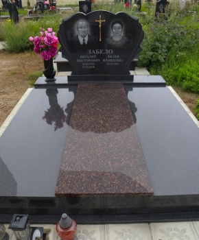 Памятник двойной 114